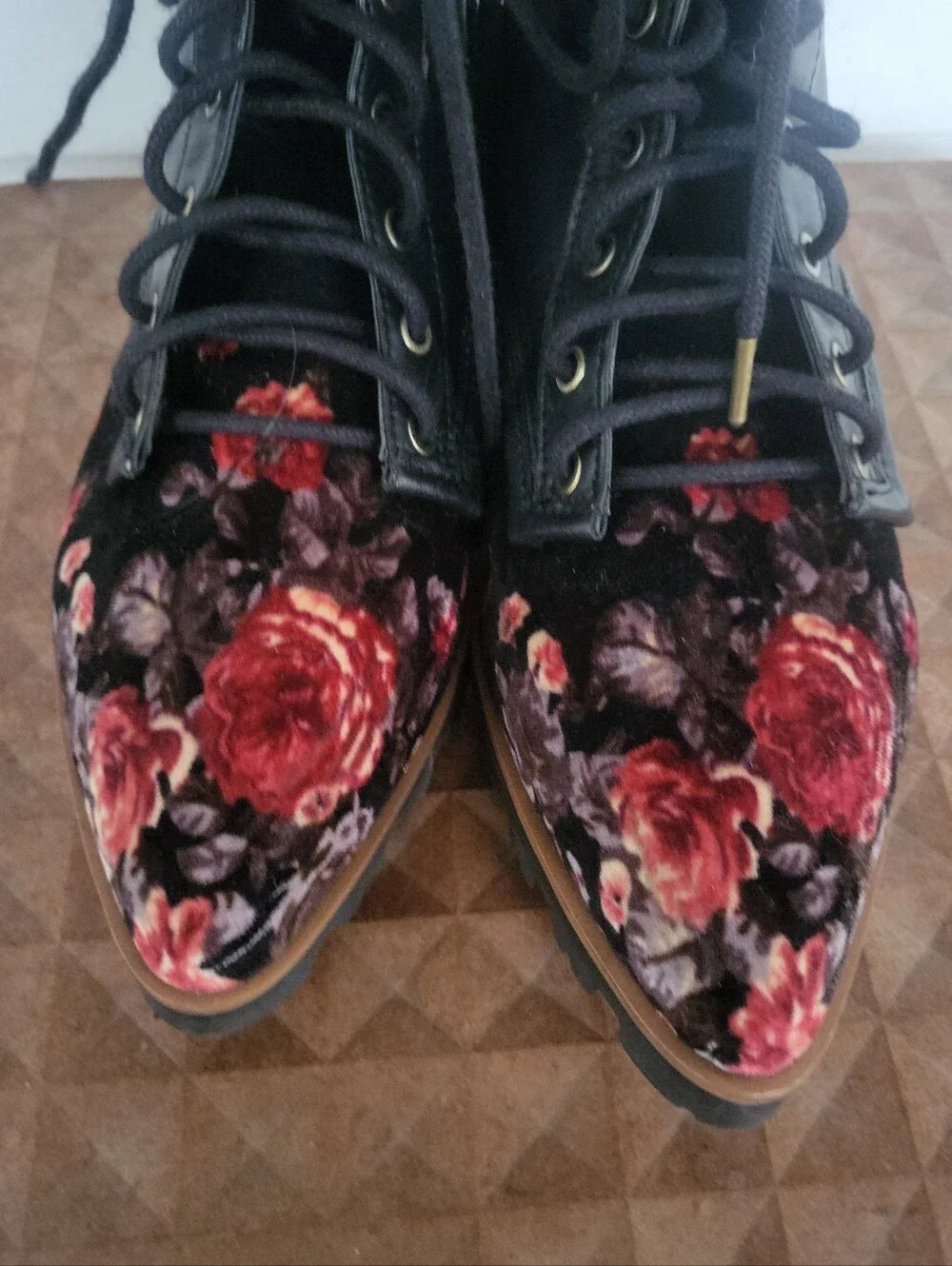 NWT Luxury Rebel Gretchen Vegan Floral Velvet Lace Up Point Toe Boots Sz 7 - Picture 2 of 15